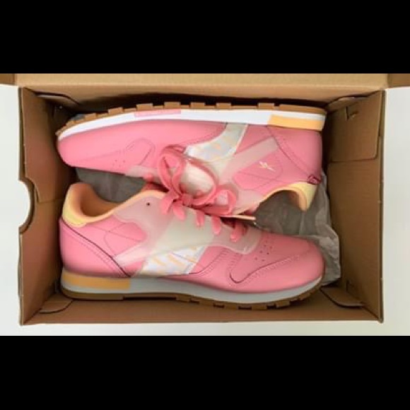 Reebok Classic Kids Sz. 4.5 Squad Pink/Desert Glow - Picture 3 of 10